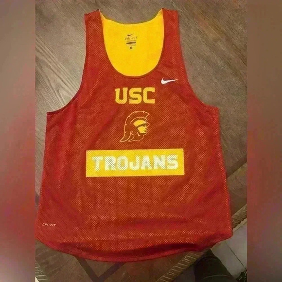 Nike Drifit USC Trojans Running Training Jersey Womens Size Small - Picture 1 of 4